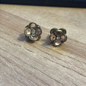 Anthropologie flower Stud Earring
